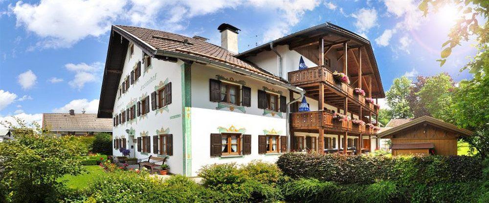 Gaestehaus Enzianhof Hotel Garni Оберамергау Екстериор снимка