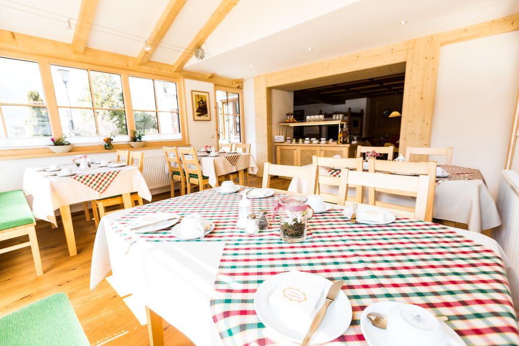 Gaestehaus Enzianhof Hotel Garni Оберамергау Екстериор снимка